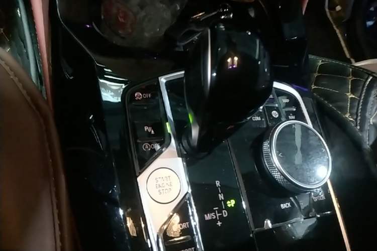 Used BMW X4 2022 xDrive 25i M Sport Package Gear Lever