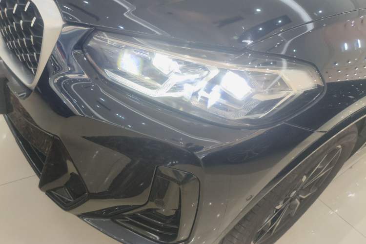 Used BMW X4 2022 xDrive 25i M Sport Package Left Front Headlight