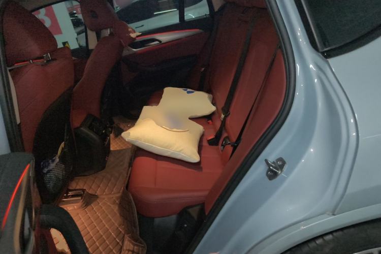 Used BMW X4 2022 xDrive 30i M Sport Package Left Rear Seat