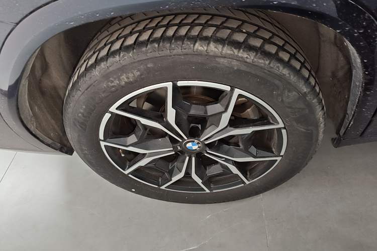 Used BMW X4 2022 xDrive 25i M Sport Package Right Rear Wheel Hub