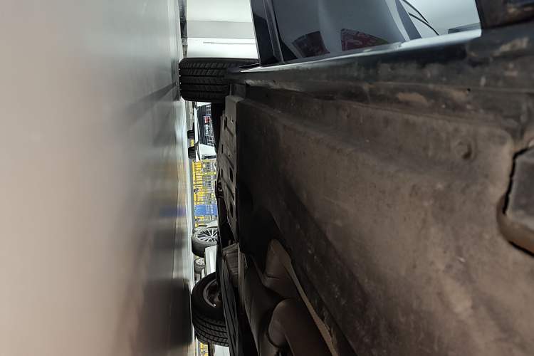 Used BMW X4 2022 xDrive 25i M Sport Package Right Side Sill