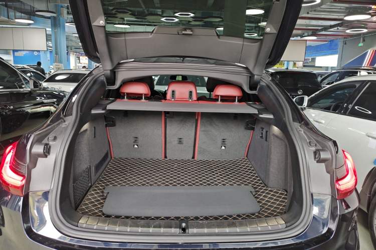 Used BMW X4 2022 Restyled xDrive 30i M Sport Night Edition Package Trunk