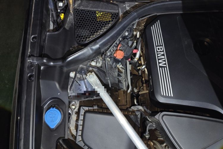 Used BMW X4 2022 xDrive 25i M Sport Package Engine Bay Right