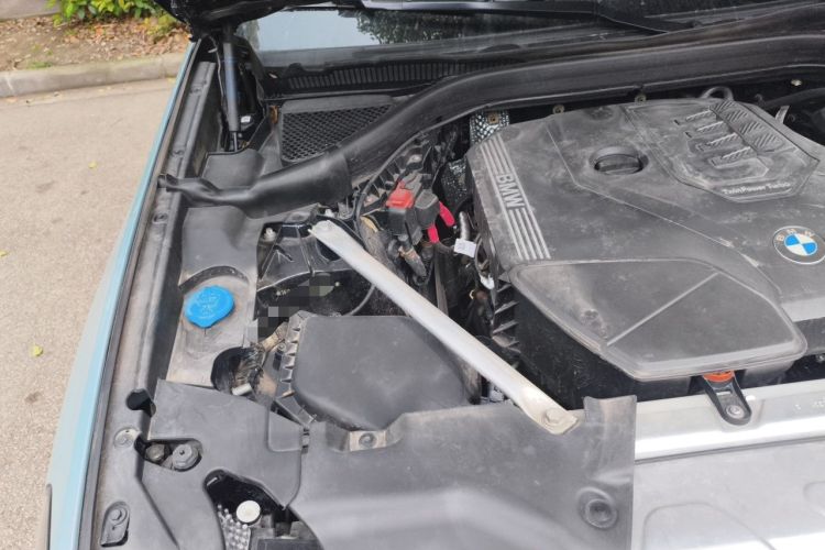 Used BMW X4 2022 xDrive 25i M Sport Package Engine Bay Right