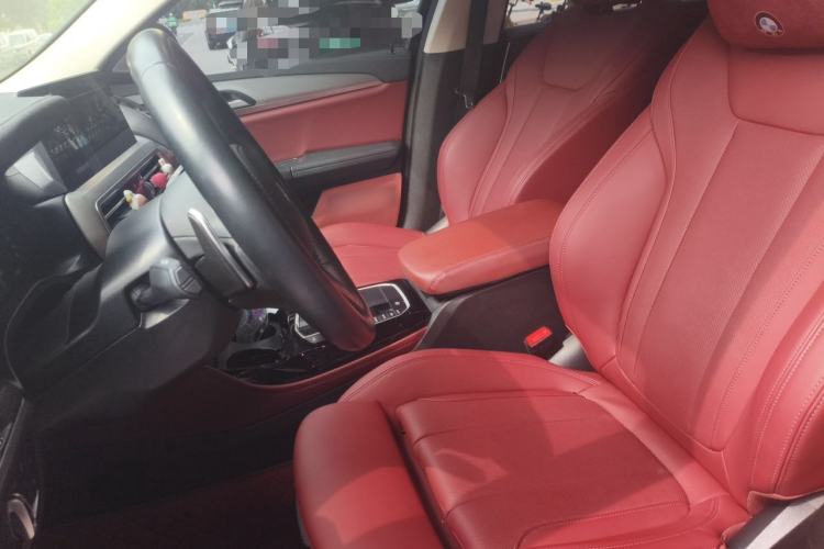 Used BMW X4 2022 xDrive 25i M Sport Package Left Front Seat