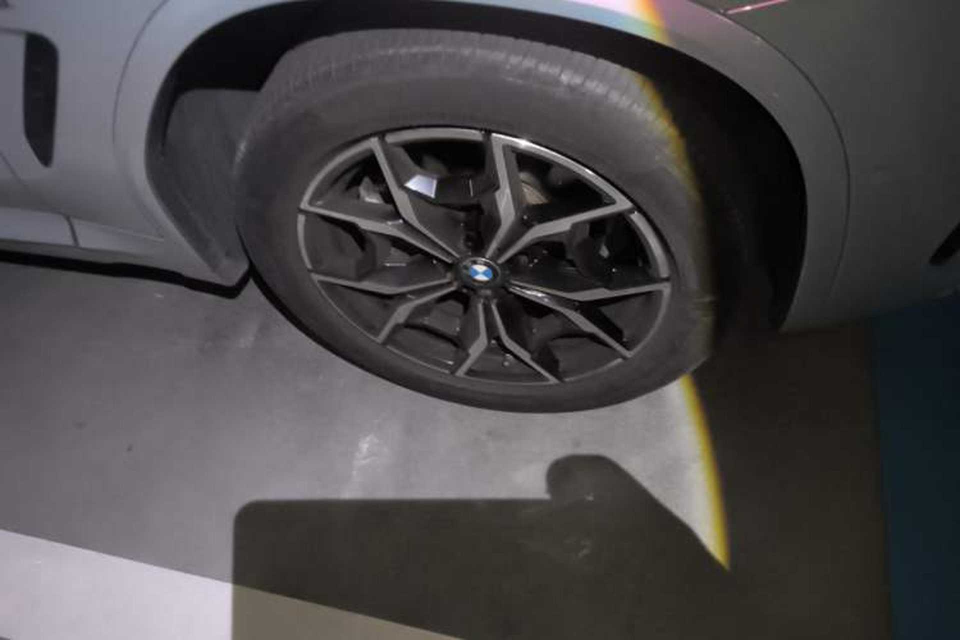 Used BMW X4 2022 xDrive 25i M Sport Package Right Front Wheel Hub