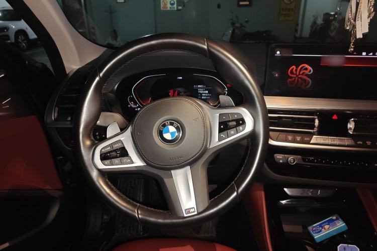 Used BMW X4 2022 xDrive 25i M Sport Package Steering Wheel