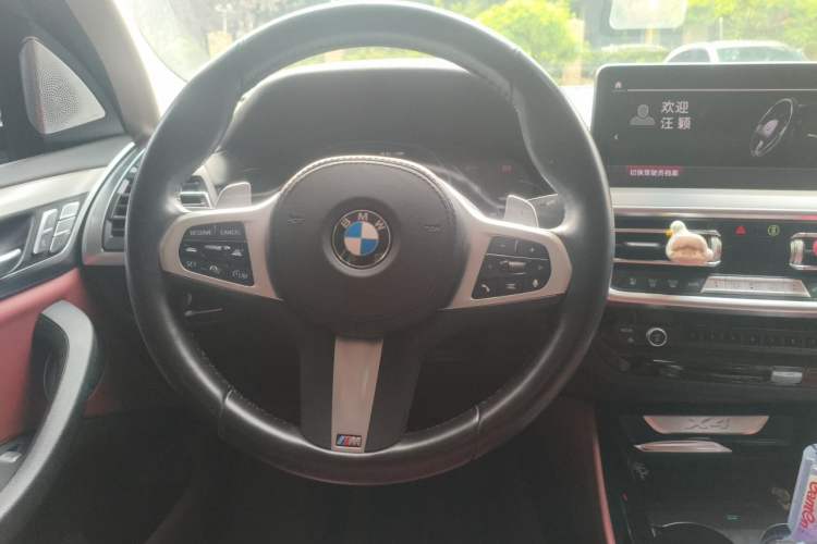Used BMW X4 2022 xDrive 25i M Sport Package Steering Wheel