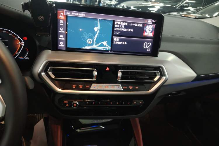Used BMW X4 2022 xDrive 30i M Sport Package Audio And AC Panel