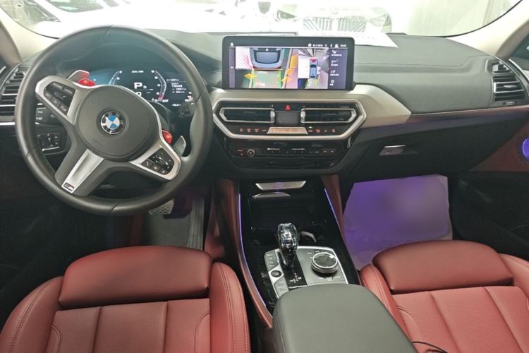 Used BMW X4 2022 Restyled xDrive 30i M Sport Night Edition Package Center Console