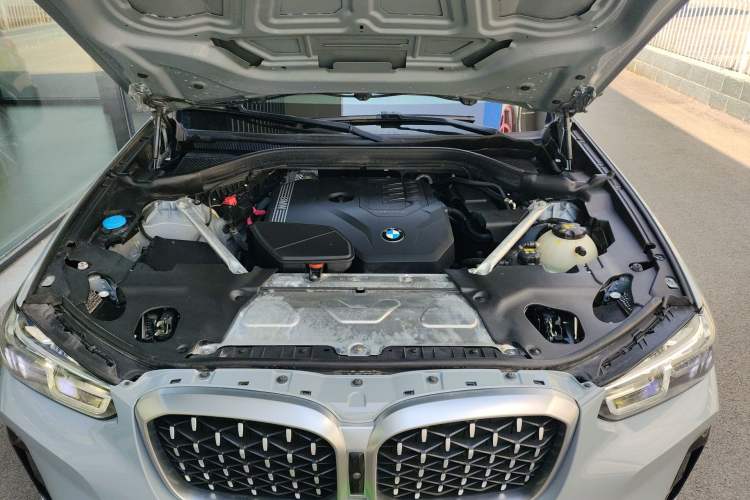 Used BMW X4 2022 xDrive 30i M Sport Package Engine Bay