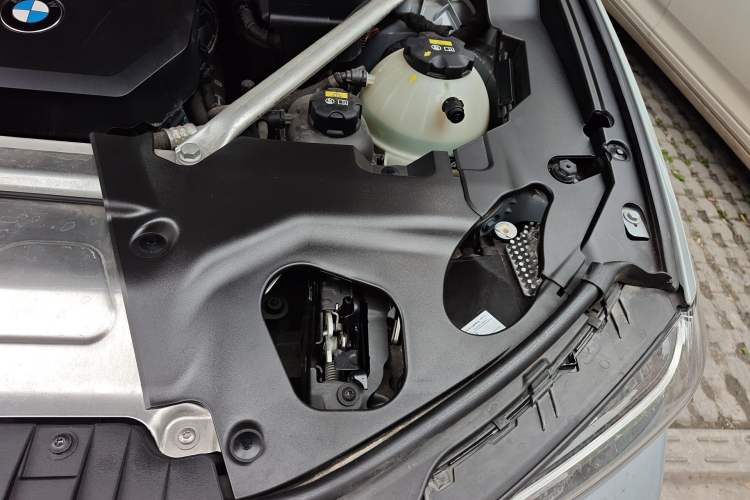 Used BMW X4 2022 xDrive 30i M Sport Package Engine Bay Left