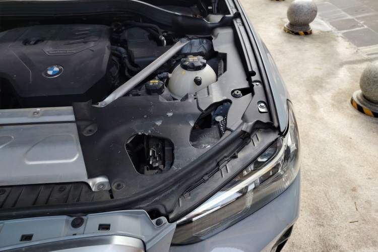 Used BMW X4 2022 xDrive 30i M Sport Package Engine Bay Left