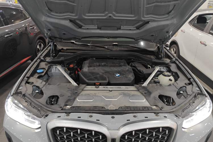 Used BMW X4 2022 xDrive 30i M Sport Package Engine Bay