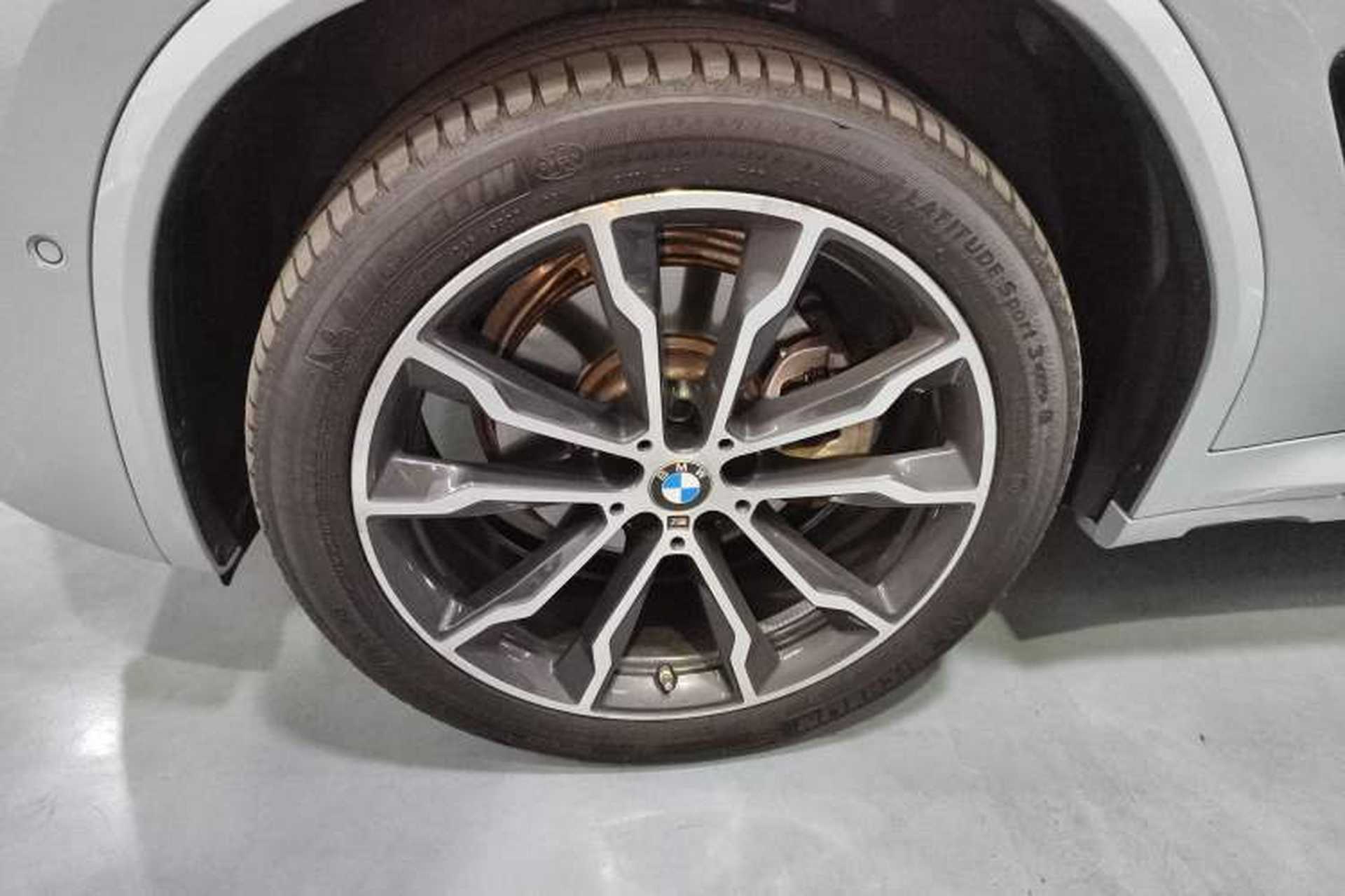 Used BMW X4 2022 xDrive 30i M Sport Package Exterior 4