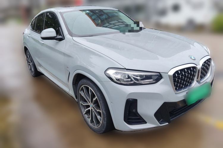 Used BMW X4  Front Right 45 Deg