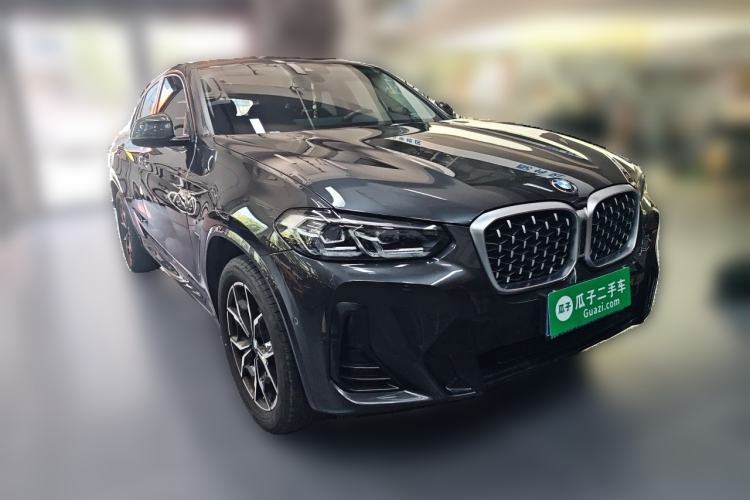Used BMW X4 2022 xDrive 25i M Sport Package Front Right 45 Deg