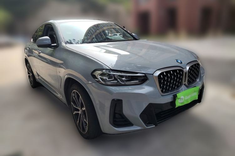 Used BMW X4 2022 xDrive 30i M Sport Package Front Right 45 Deg