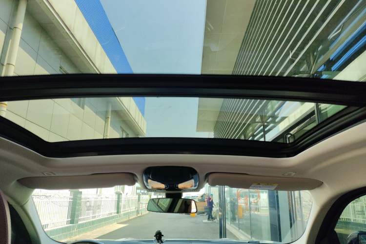 Used BMW X4 2022 xDrive 30i M Sport Package Headliner