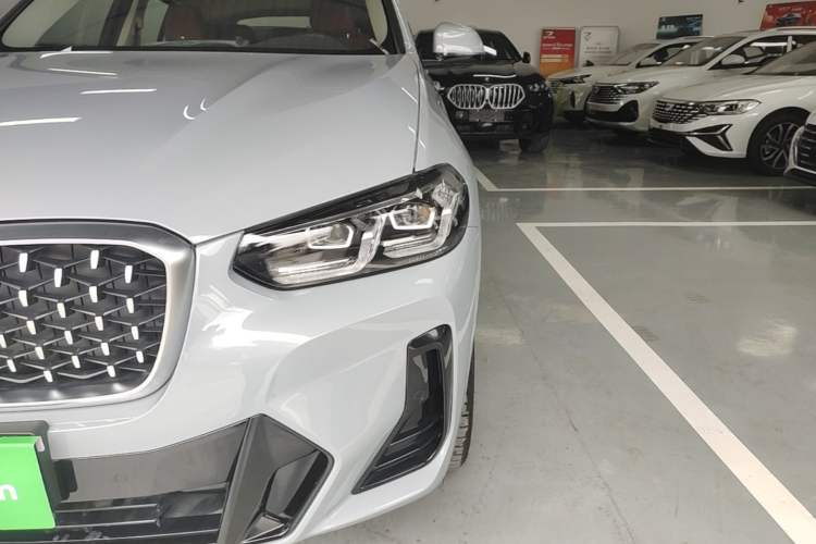 Used BMW X4 2022 xDrive 30i M Sport Package Left Front Headlight