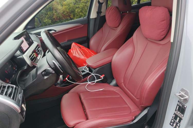 Used BMW X4  Left Front Seat