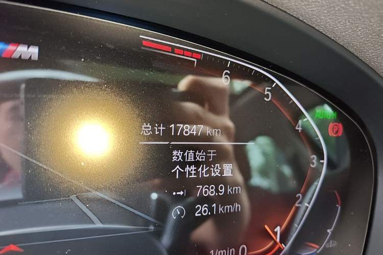 Used BMW X4 2022 xDrive 30i M Sport Package Odometer Close Up