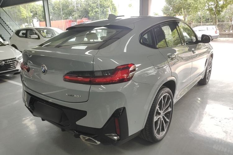 Used BMW X4 2022 xDrive 30i M Sport Package Rear Right 45 Deg