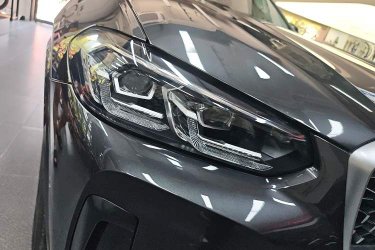 Used BMW X4 2022 xDrive 25i M Sport Package Right Front Headlight