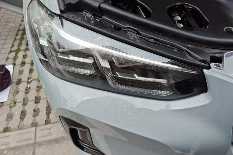 Used BMW X4 2022 xDrive 30i M Sport Package Right Front Headlight