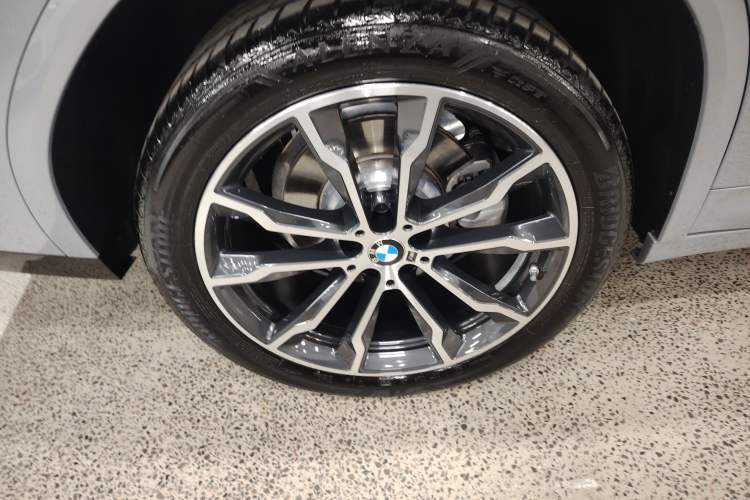 Used BMW X4 2022 xDrive 30i M Sport Package Right Rear Wheel Hub