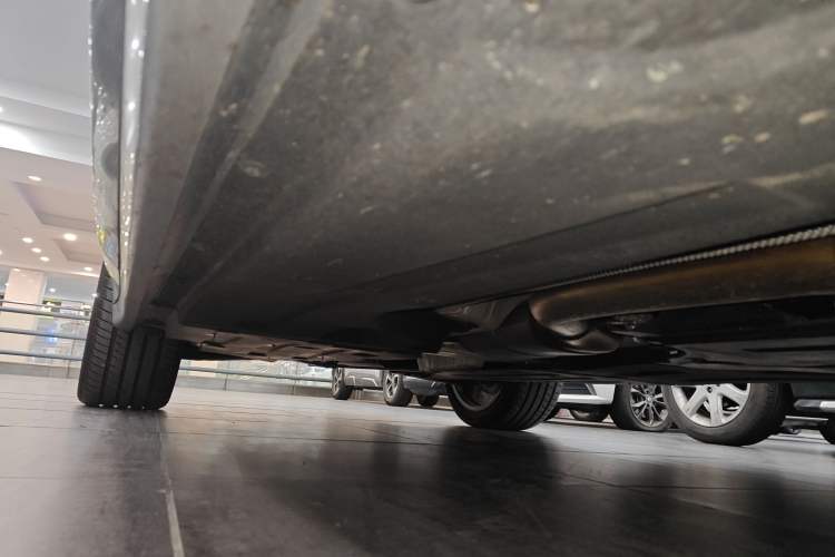 Used BMW X4 2022 xDrive 30i M Sport Package Right Side Sill