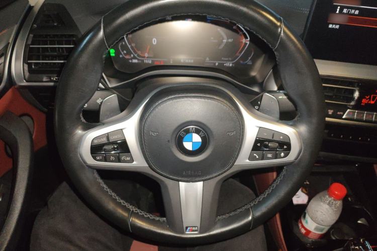 Used BMW X4 2022 xDrive 30i M Sport Package Steering Wheel