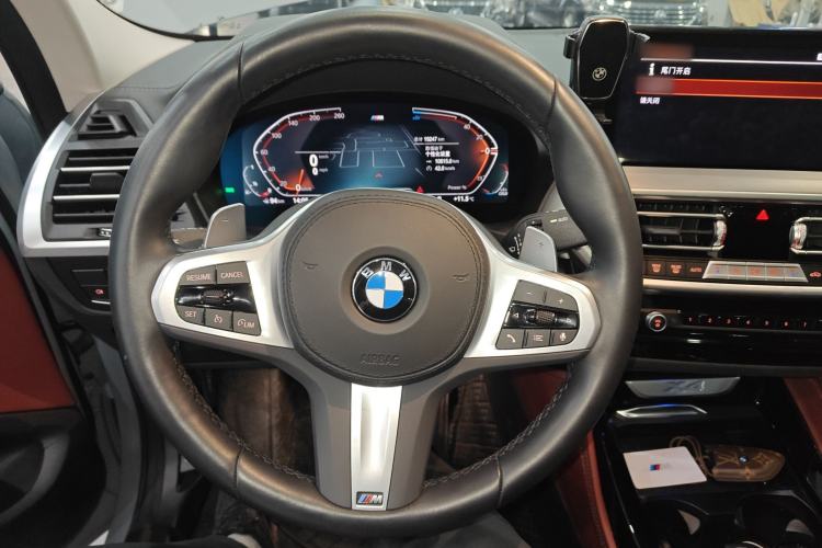 Used BMW X4 2022 xDrive 30i M Sport Package Steering Wheel