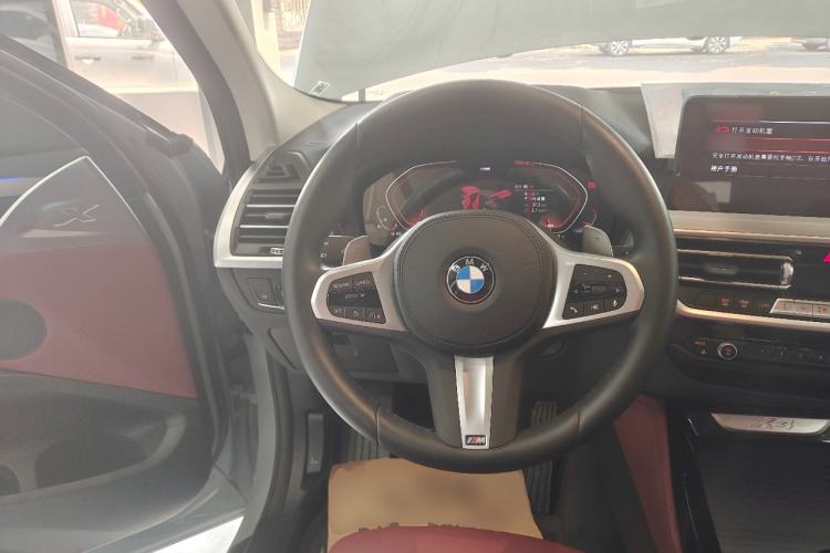 Used BMW X4 2022 xDrive 30i M Sport Package Steering Wheel