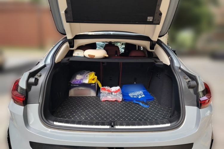 Used BMW X4 2022 xDrive 30i M Sport Package Trunk