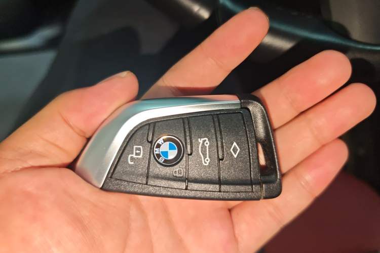 Used BMW X4 2022 xDrive 25i M Sport Package Vehicle Key