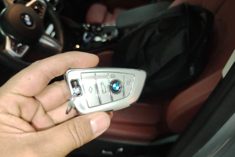 Used BMW X4 2022 xDrive 30i M Sport Package Vehicle Key