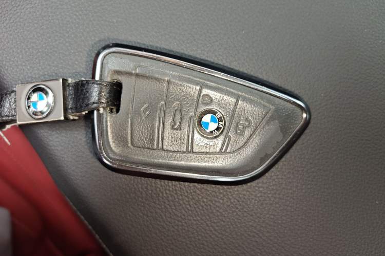 Used BMW X4 2022 xDrive 30i M Sport Package Vehicle Key