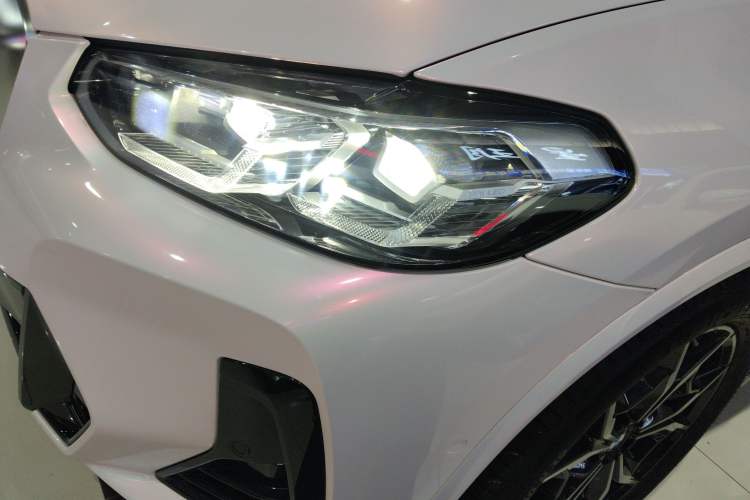 Used BMW X4 2022 xDrive 25i M Sport Package Left Front Headlight
