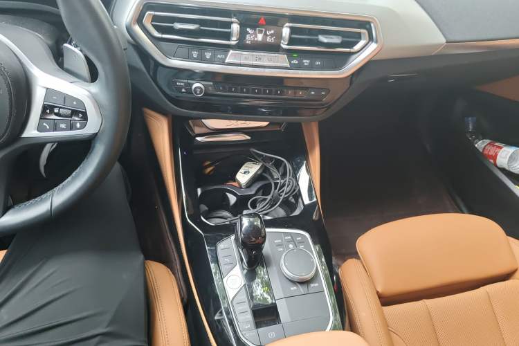 Used BMW X4 2022 xDrive 25i M Sport Package Gear Lever