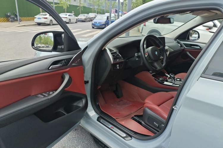 Used BMW X4 2022 Restyled xDrive 30i M Sport Night Edition Package Driver Seat