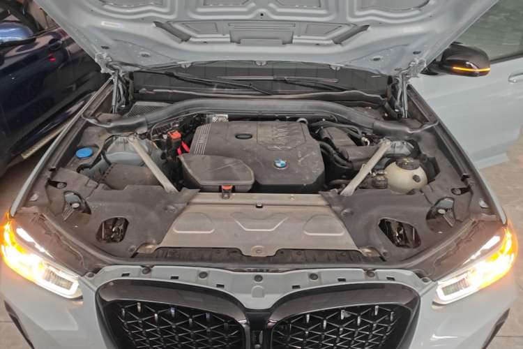 Used BMW X4 2022 xDrive 30i M Sport Package Engine Bay