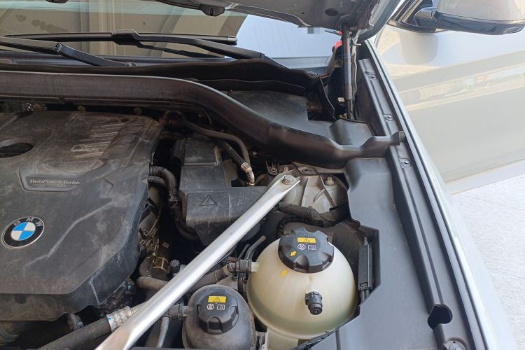 Used BMW X4 2022 Restyled xDrive 30i M Sport Night Edition Package Engine Bay Left