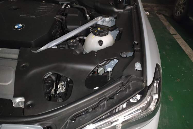 Used BMW X4 2022 xDrive 30i M Sport Package Engine Bay Left