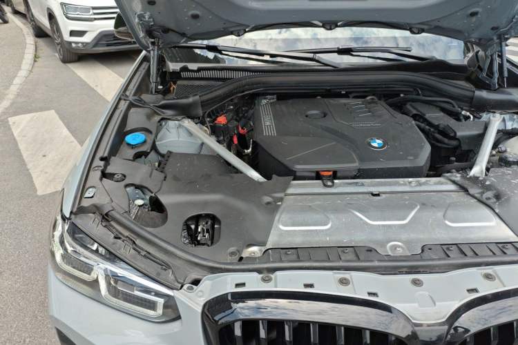 Used BMW X4 2022 Restyled xDrive 30i M Sport Night Edition Package Engine Bay Right