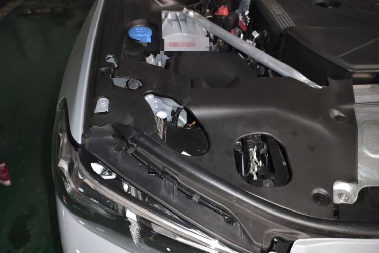 Used BMW X4 2022 xDrive 30i M Sport Package Engine Bay Right