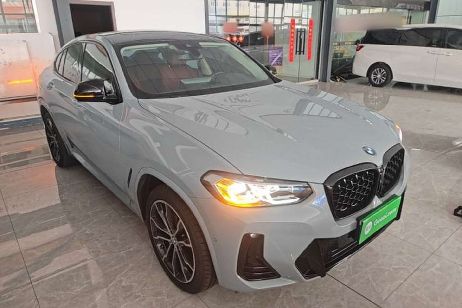Used BMW X4 2022 xDrive 30i M Sport Package Front Right 45 Deg