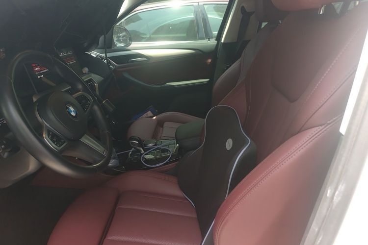 Used BMW X4 2022 xDrive 25i M Sport Package Left Front Seat