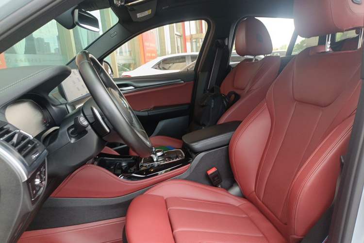 Used BMW X4 2022 Restyled xDrive 30i M Sport Night Edition Package Left Front Seat