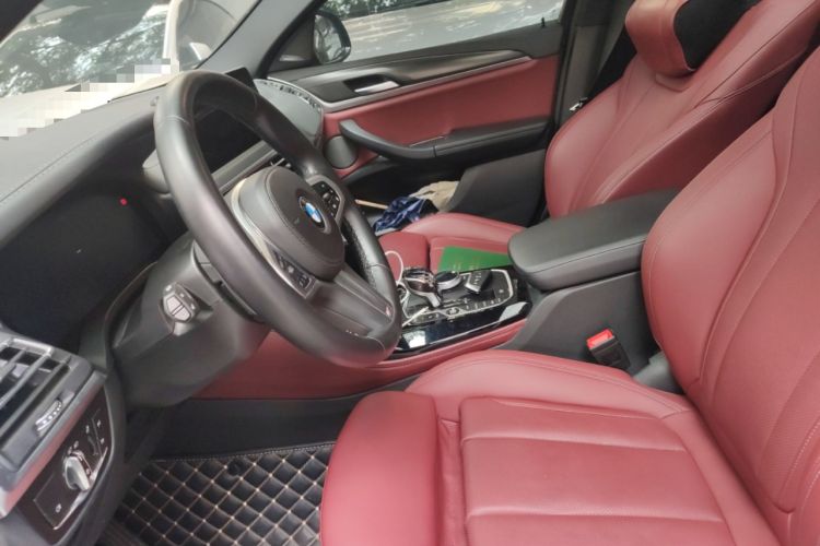 Used BMW X4 2022 Restyled xDrive 30i M Sport Night Edition Package Left Front Seat